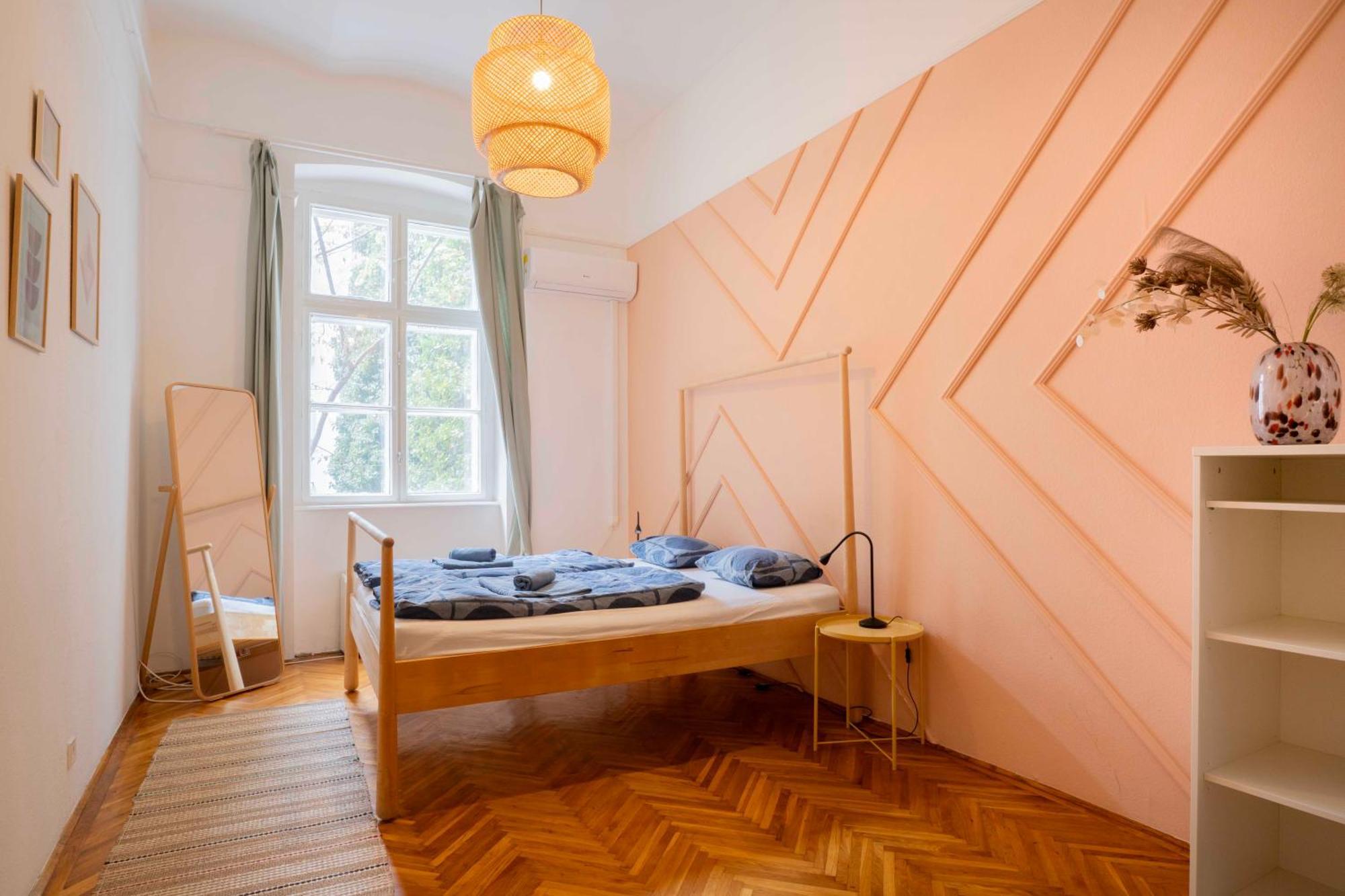 Quiet Design Apartment Next To Szimpla Ka8 Будапеща Екстериор снимка